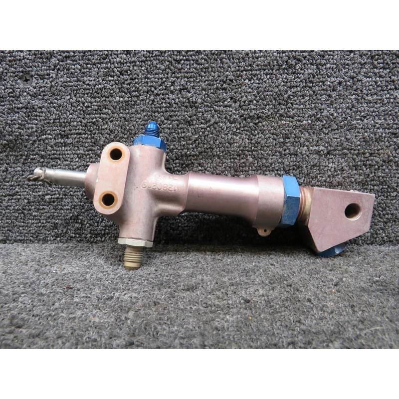 1280504-3 Cessna 210L Uplock Nose Gear Hydraulic Actuator (Chipped)