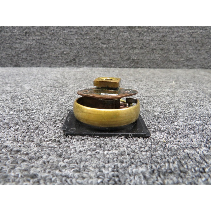 1508440, 1508442 Oil Pressure Indicator (Worn Face)