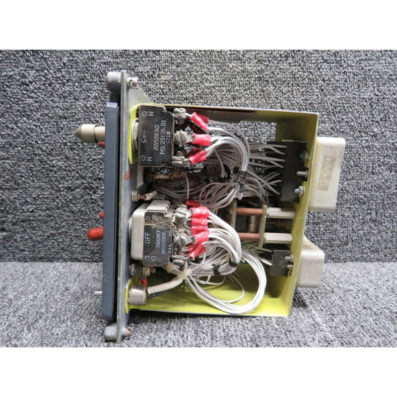 LearJet 23 Switch Panel Assembly (Missing Knob) (No Data Plate)
