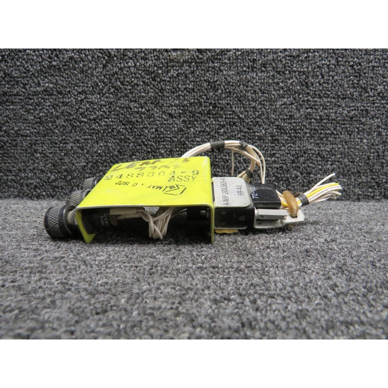 2488304-9 LearJet Indicator Light Panel