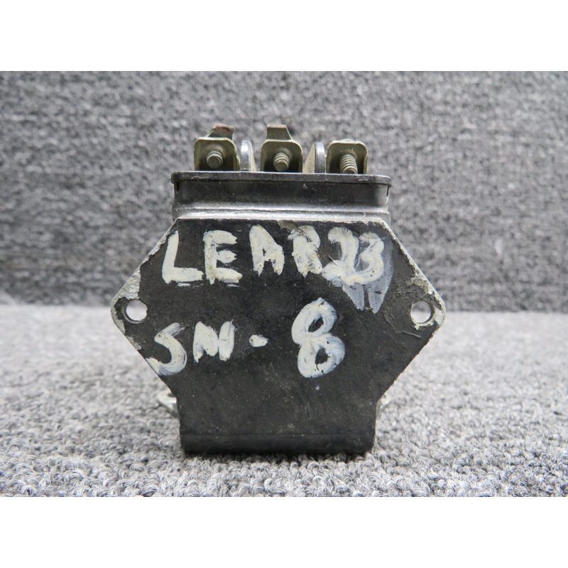 S-401-1 LearJet Relay to AMP (28V)