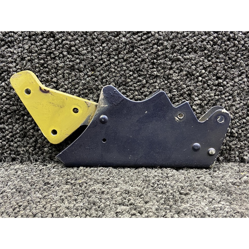 210104-000, 210106-502 Mooney M20K Inboard Flap Hinge Arm RH with Fairing