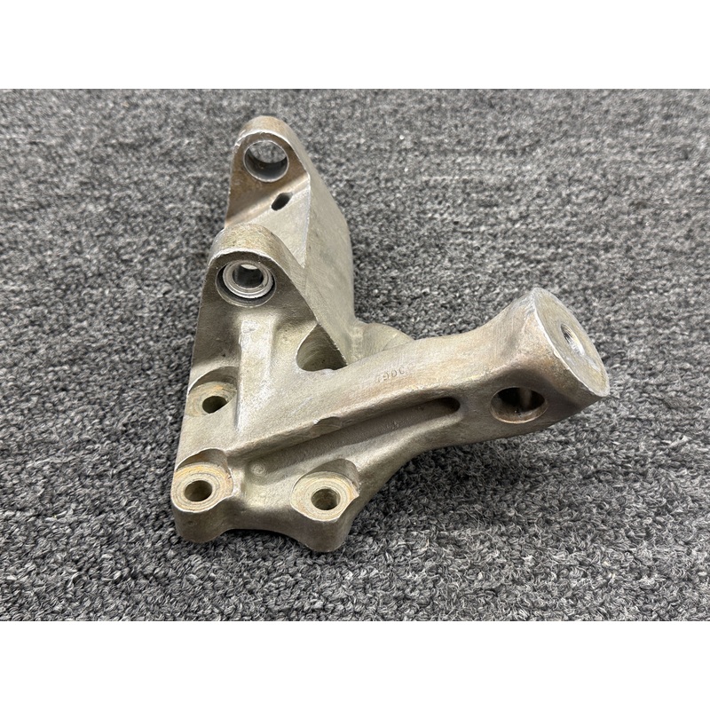 642264 Continental IO-520-D-23 Alternator Mount Bracket Assembly