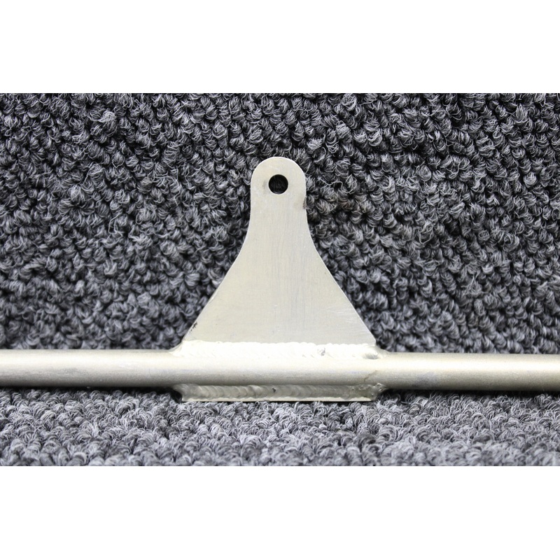 100587-032 Piper PA32R-301T Cabin Door Rod
