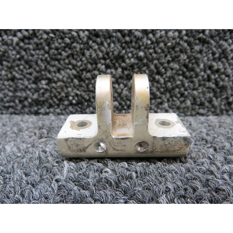 914002-011 (Use: 914002-900) Mooney M20 Hinge Fitting