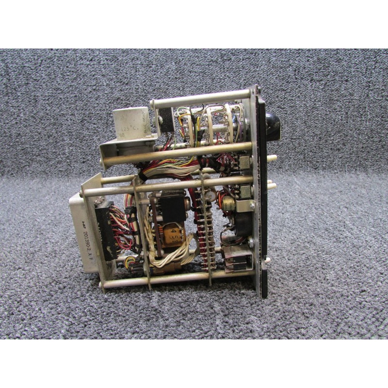 10-1020-02 Lear Jet PL-170B Pilots Audio Unit (Volts: 28)