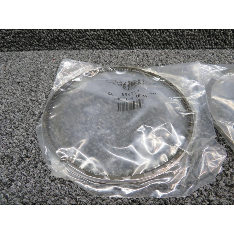 654716 Continental Motors Ring Set (New Old Stock)