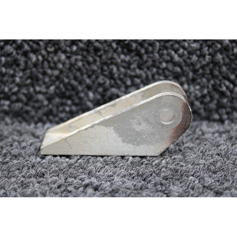 230011-000 Mooney M20 Aileron Hinge Bracket