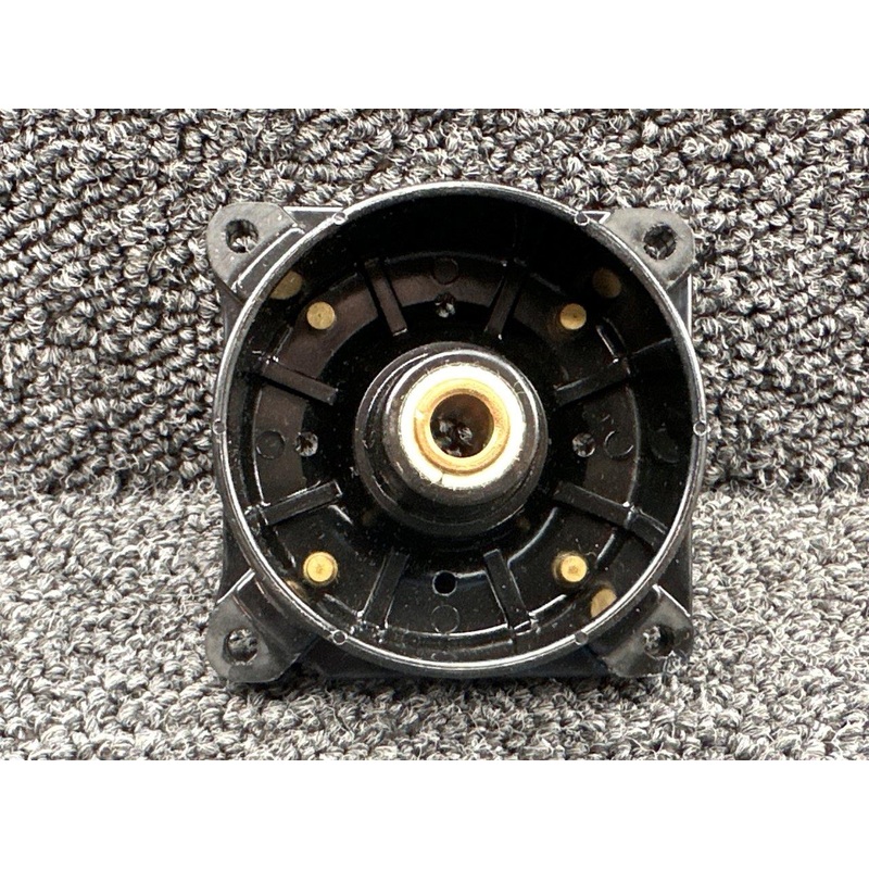 10-391411 (Use: 10-391584) Bendix Distributor Block (New Old Stock)