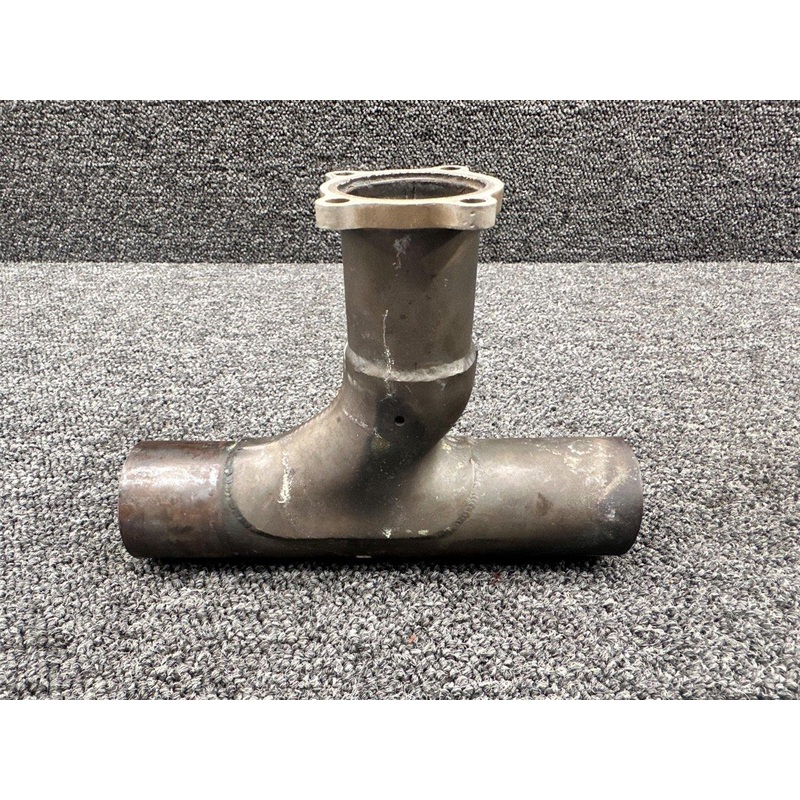 646463-133 Continental TSIO-520-BE Center Riser RH with Probe Hole