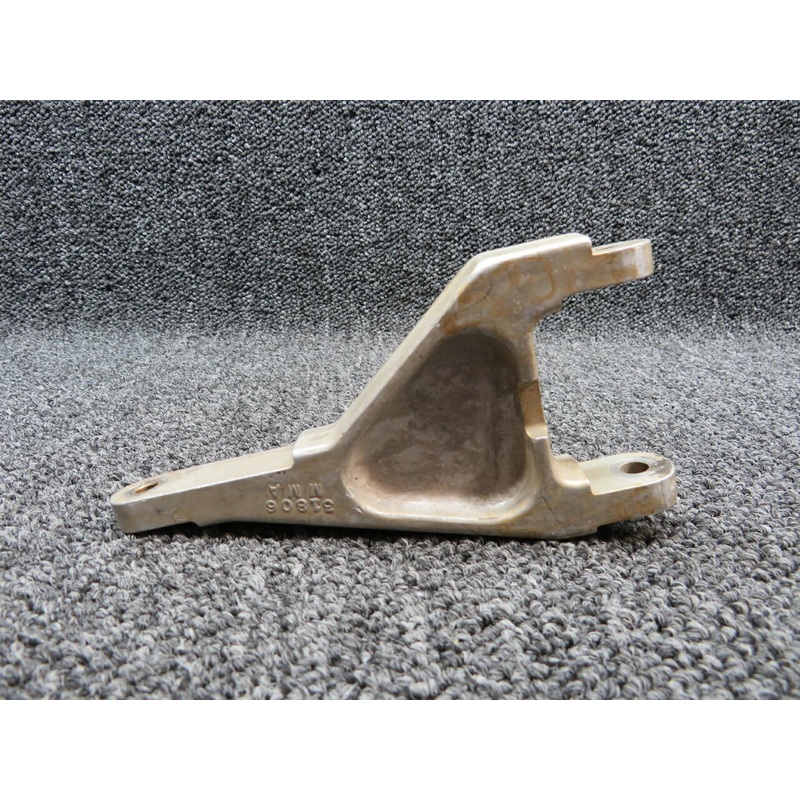 105041-002 Piper PA23-250 Main Gear Torque Link Upper / Lower