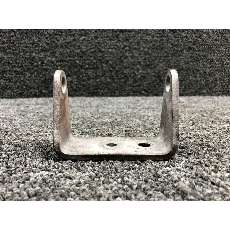 07A21443 Cessna 172K Lycoming O-320-E3D Alternator Bracket