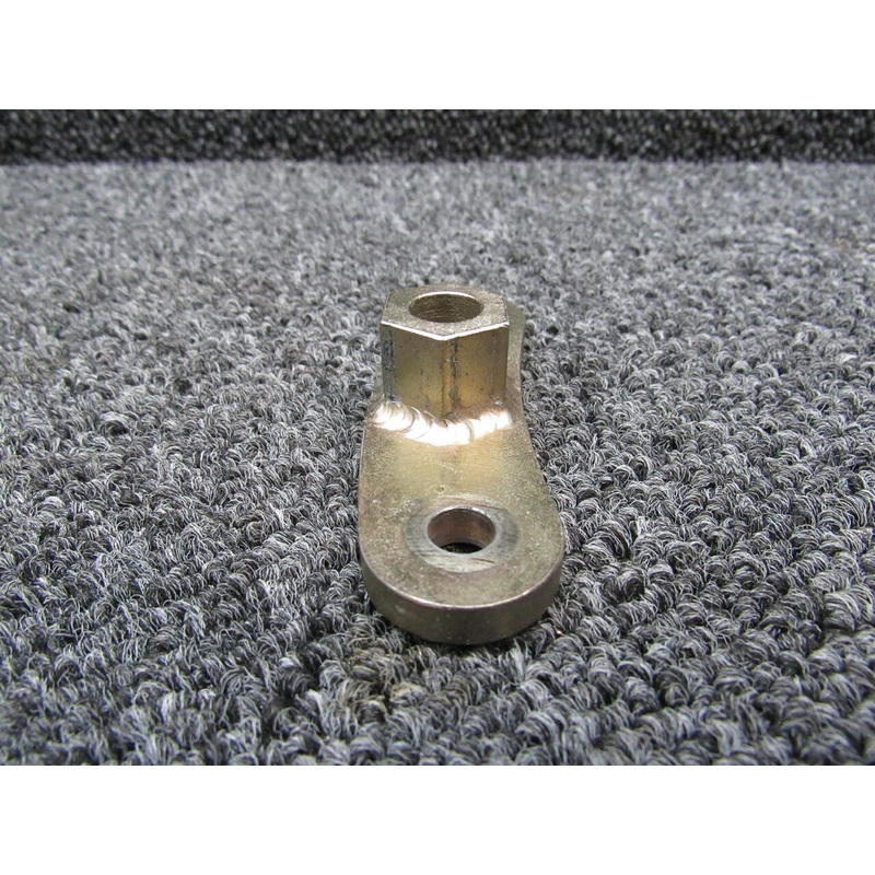 LB71844005 Columbia 350 Continental IO-550-N(37) Alternator Tension Plate