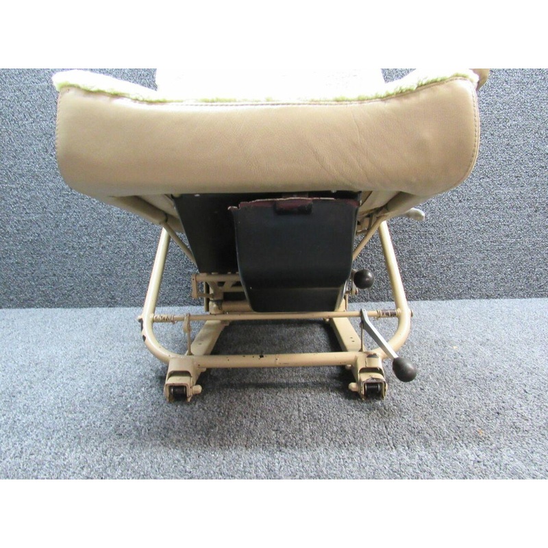 02202-009 Piper PA31-T1 Seat Assembly Crew RH