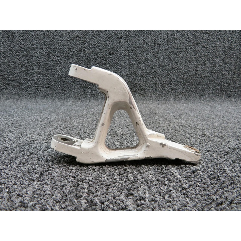 106680-002 (USE: 106680-802) Piper PA46-350P Nose Gear Torque Link Assy