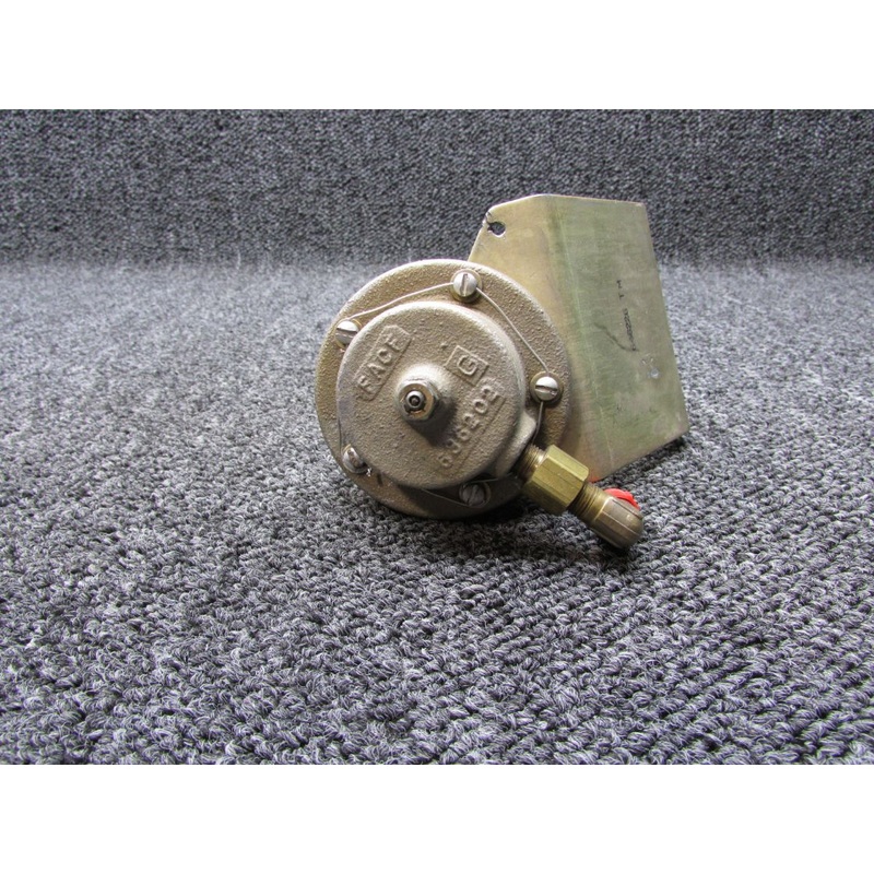 646663-1A1, 646226 Continental TSIO-520-AE3B Fuel Pressure Regulator has Bracket