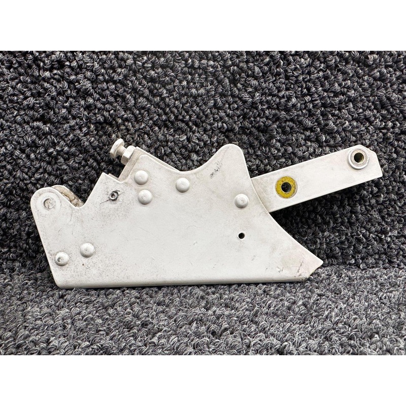 210105-501, 210106-502 Mooney M20K Flap Hinge Fairing RH