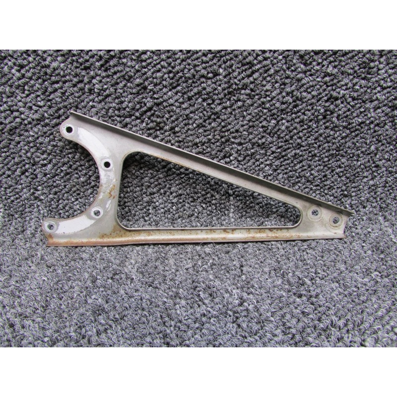 2451003-1 Lycoming O-360-F1A6 Propeller Governor Control Bracket