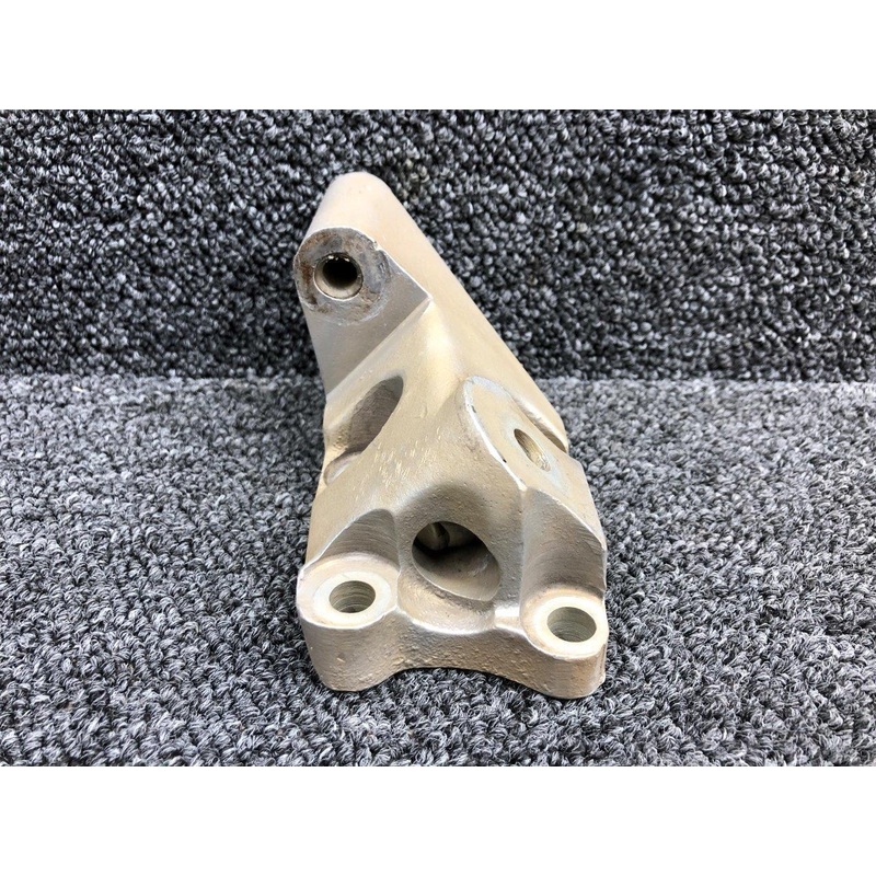 634649 Continental IO-470-VO9 Alternator Mounting Bracket LH / RH Engine