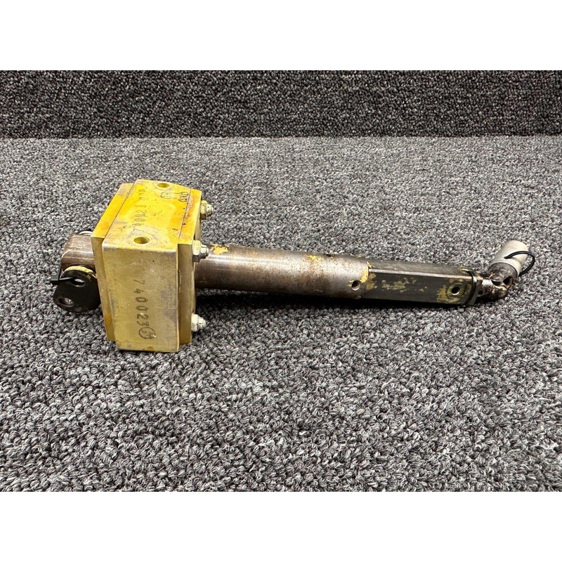 740021 (ALT: 740021-000) Mooney M20C Trim Control Actuator Rear Assembly