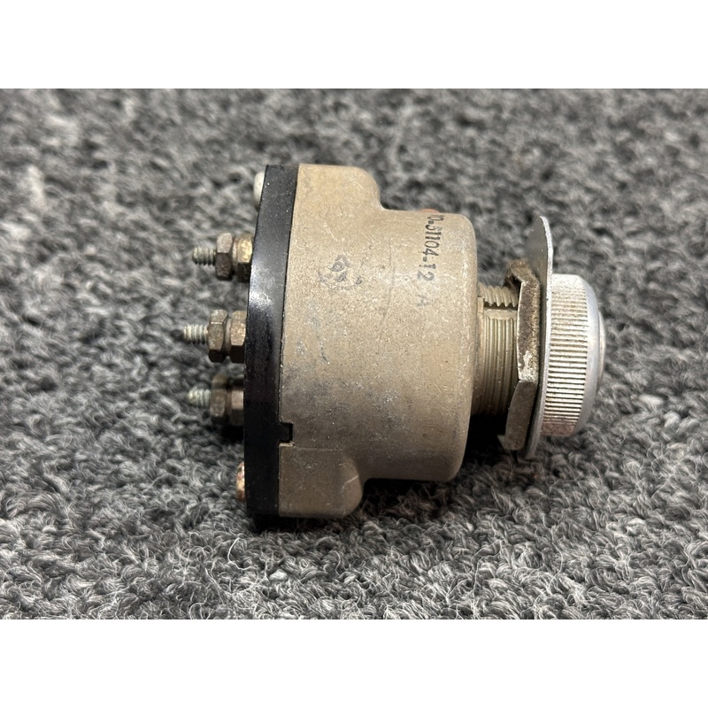 10-51104-12A Bendix Ignition Switch Assembly with Key and Lock
