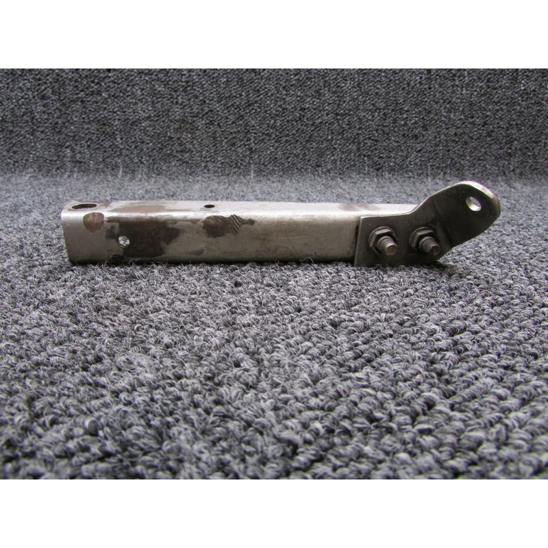 96-950002-73, 96-950002-71 Continental IO-550 Exhaust Channel, Bracket LH (Wear)