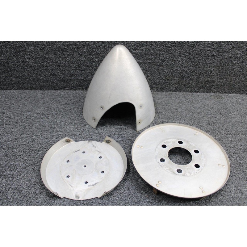 U14422-000, U14426-000, U14424-000 Piper Two Blade Spinner Assy with Bulkheads