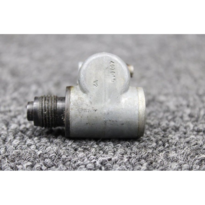 106301 Tachometer Adapter (SA)