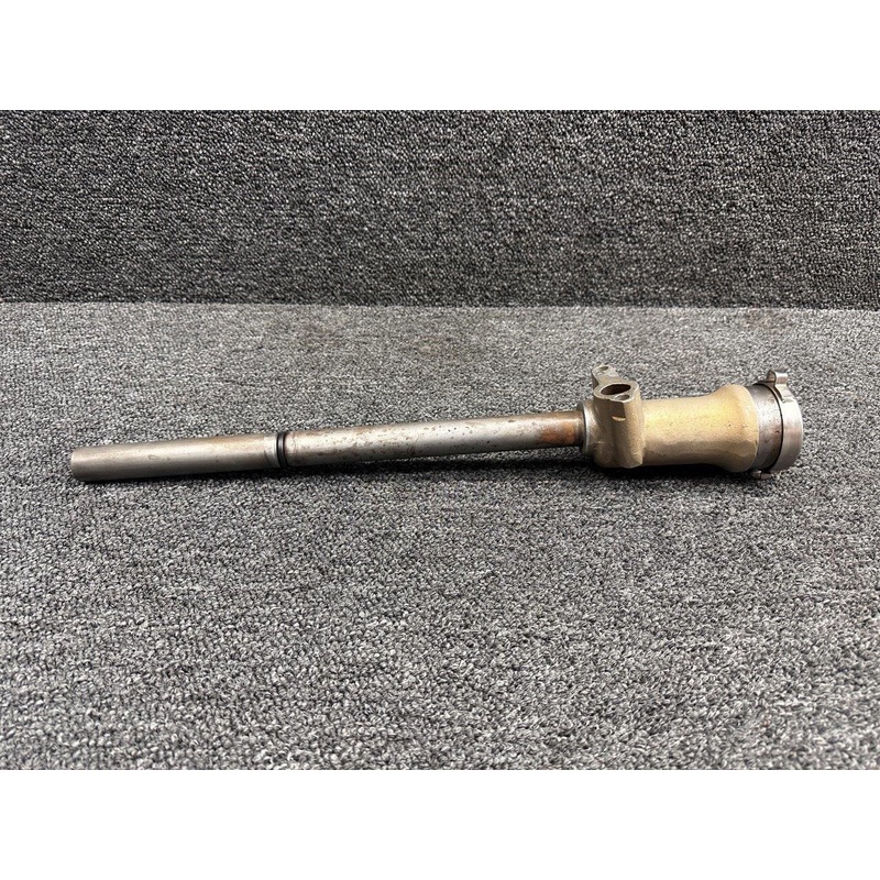 632964-2 (Use: 649406-3) Continental IO-520-BA3 Breather & Oil Filter Neck
