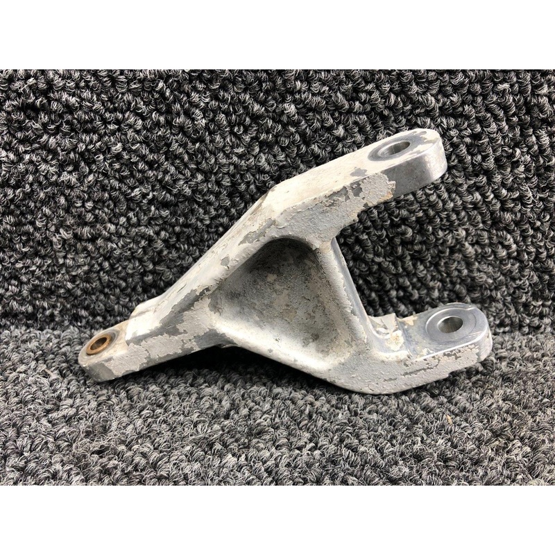 106680-002 (Use: 106680-802) Piper PA32RT-300 Upper, Lower Nose Gear Torque Link