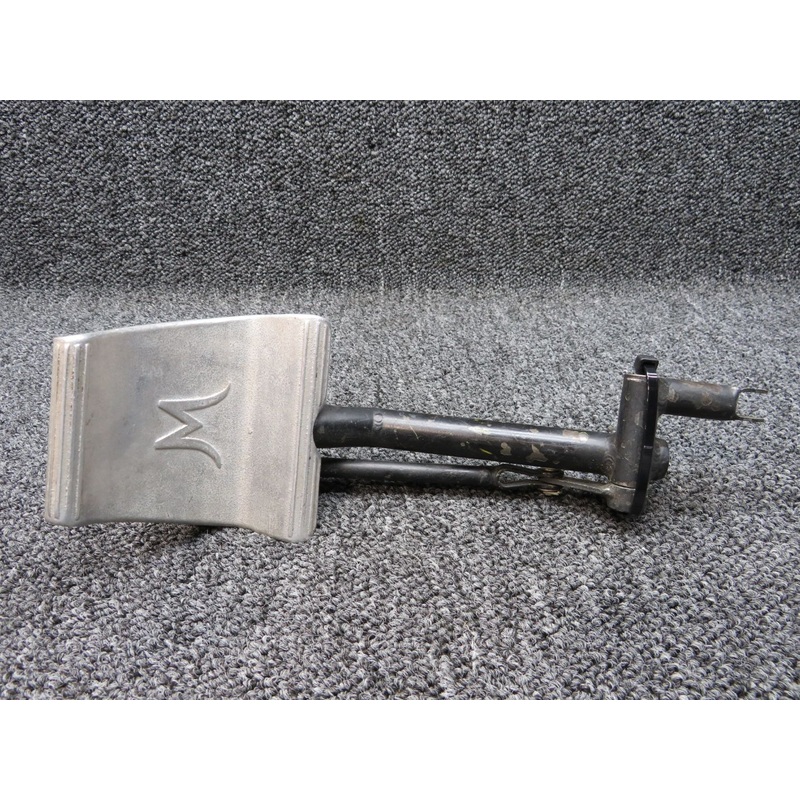 720016-002 / 915025-000 / 720003-000 Mooney M20J Pilot Side Rudder Pedal RH