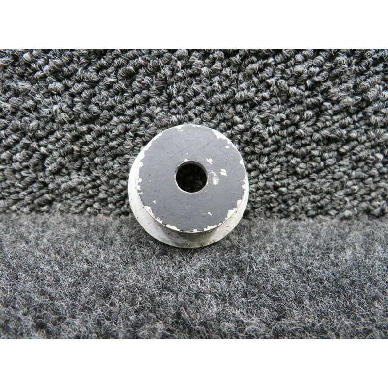 13090-000 Piper PA28-140 Axle Cap Assembly