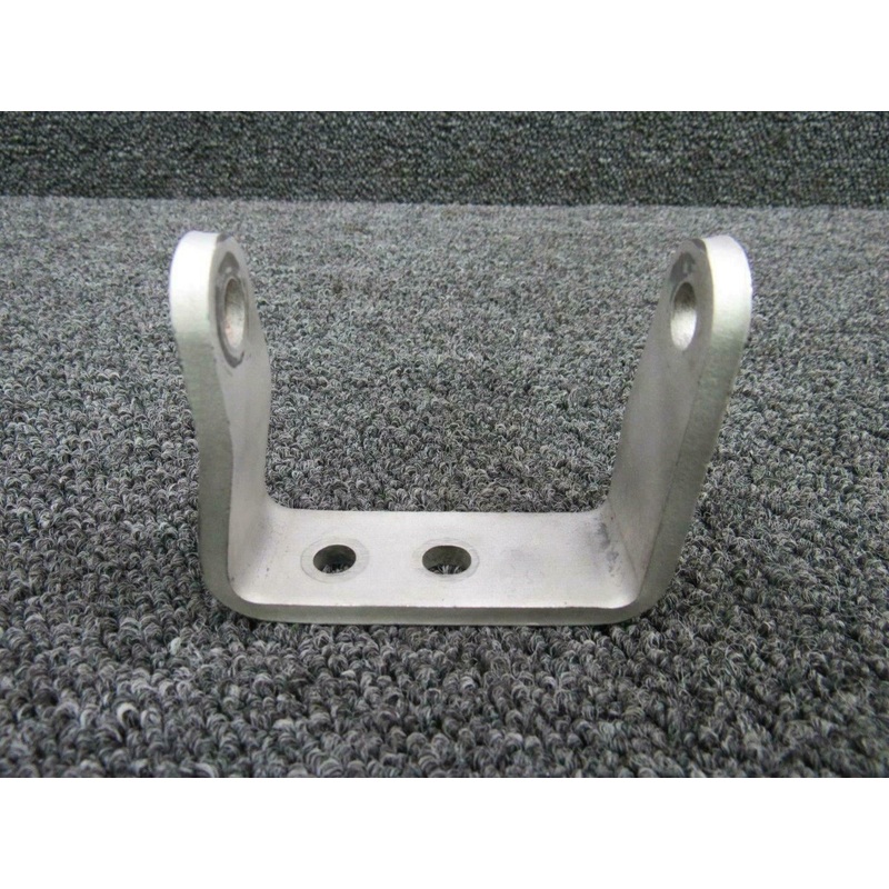 07A22214 Cessna 206H Lycoming IO-540-AC1A5 Bracket Alternator