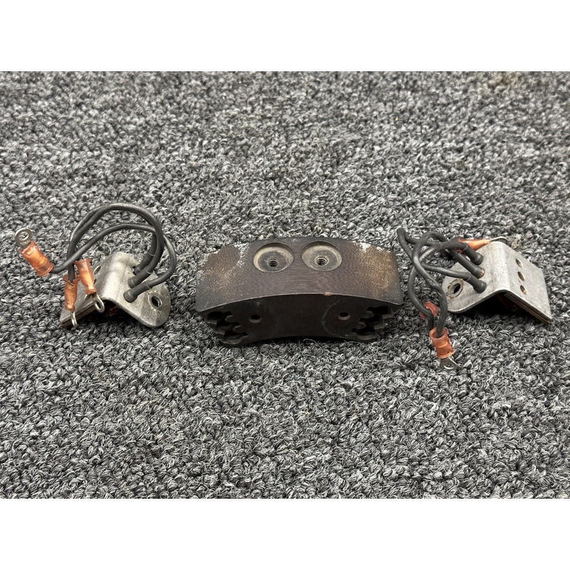 B40012 Cessna 421B Continental GTSIO-520-H Brush Holder Assy Incomplete (28V)