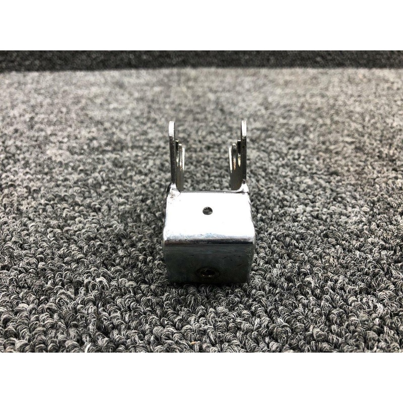 7076 (USE: 750031) Mooney M20B Flap Control Housing Handle