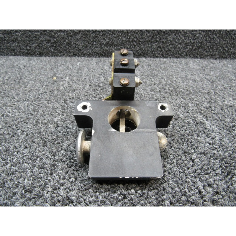 Mooney M20E Johnson Bar Gear Lock and Switch Bar Assembly