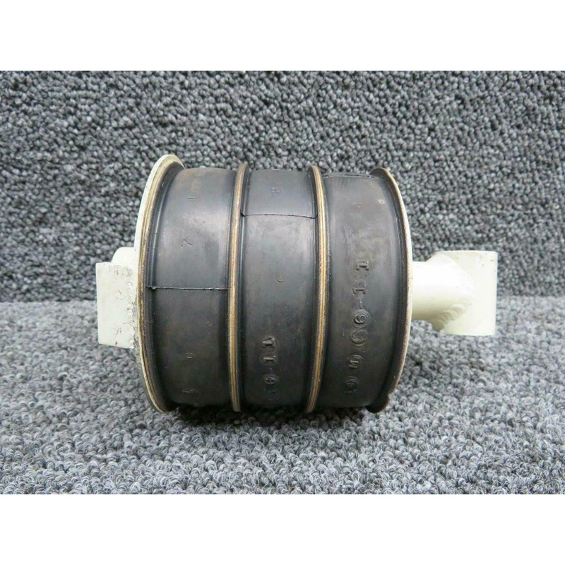 540005-3 Mooney M20E Main Gear Shock Link Assy W/ Spacer