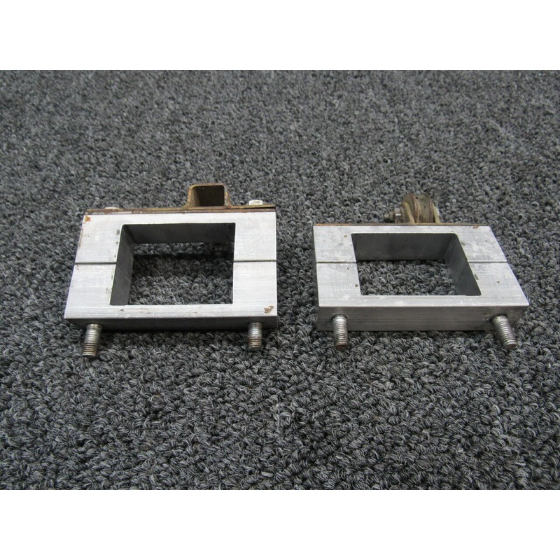 840006 Mooney M20E Bearing Block Set Retractable Step