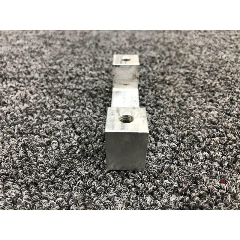 8270 (USE: 840006-000) Mooney M20B Step Bearing Block