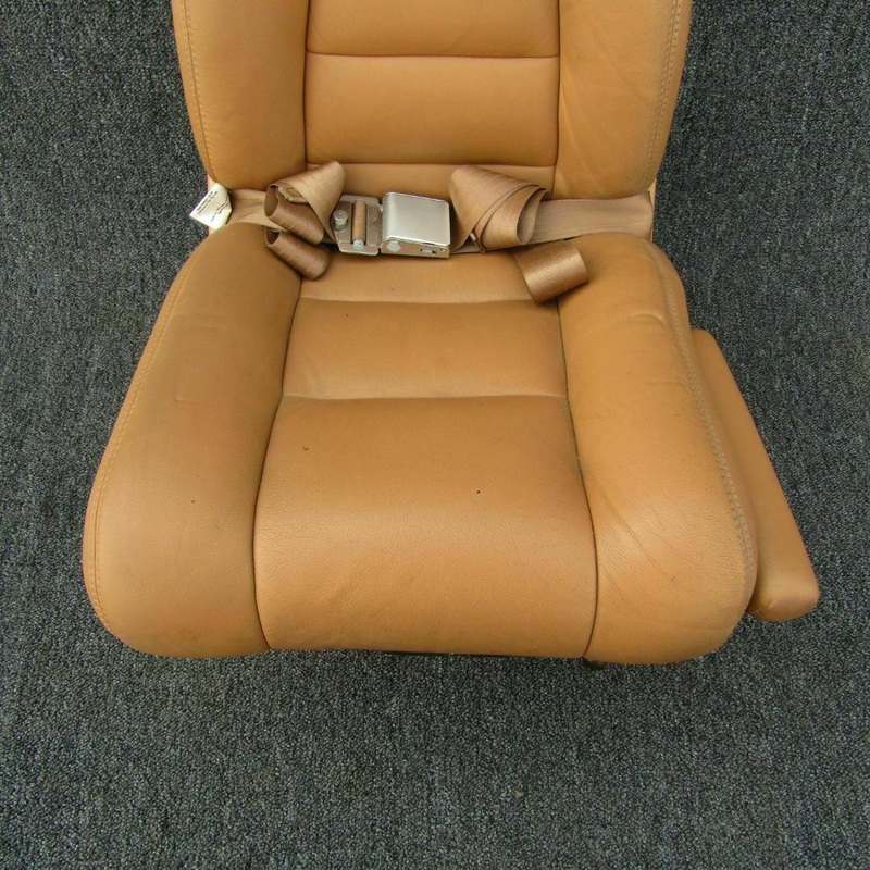 Piper PA31T Seat Assy Crew RH (C20)