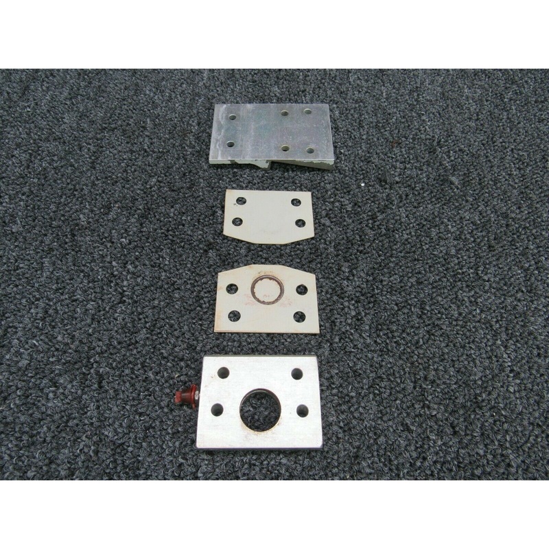 210368-502 Mooney M20S Trunnion Support Assembly RH