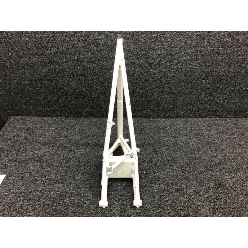 520001-001 Mooney M20 Trunion Main Gear (Y18)