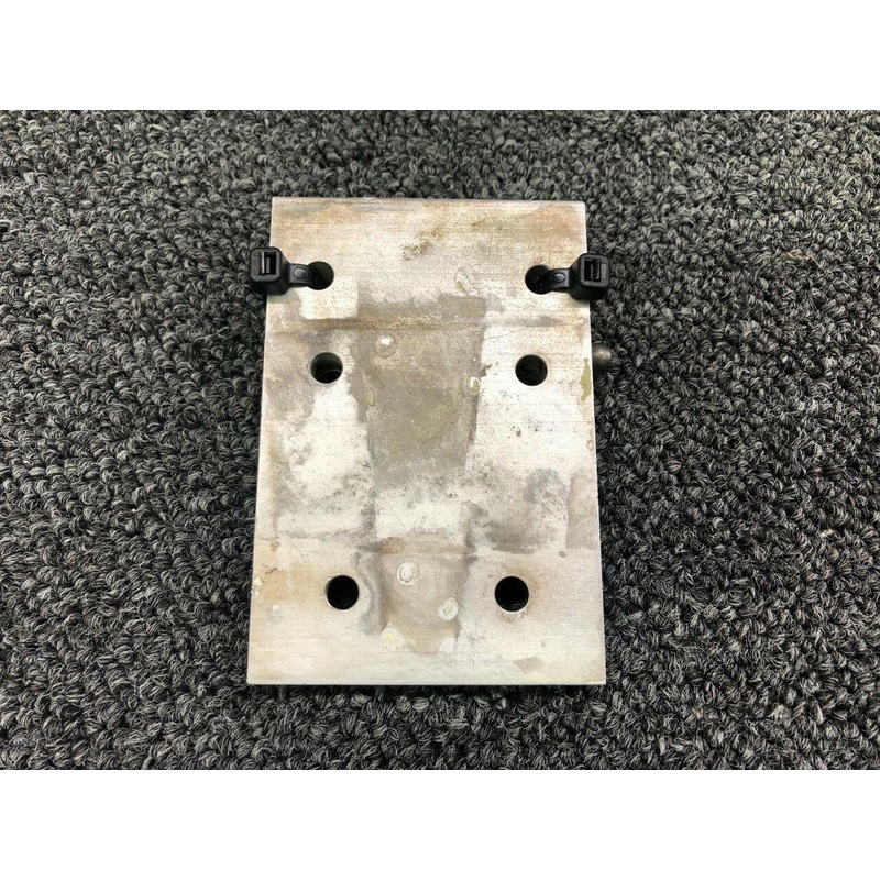 2257-8 (USE: 210067-8) Mooney M20C Bracket Main Gear Attach