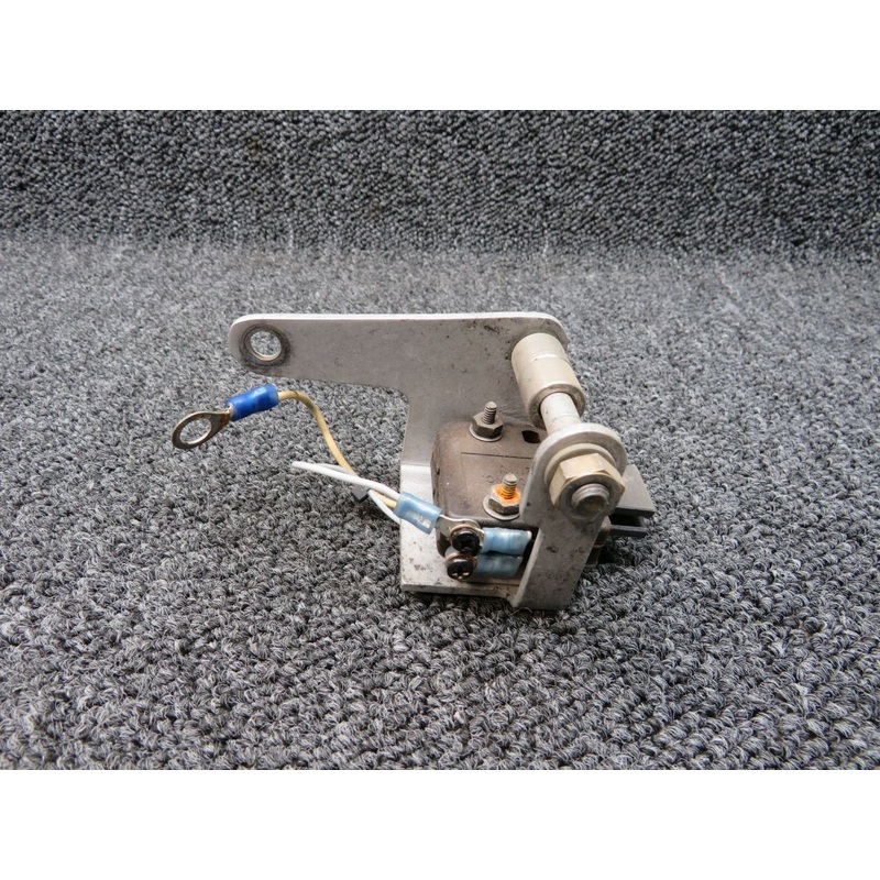 758-598 / 758-616 Piper PA46-310P Continental TSIO-520BE De-Ice Brush / Bracket