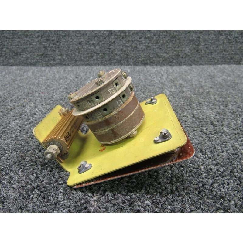 XW21527, 44112-000 Piper PA31-310 Switch Windshield Wiper with Bracket
