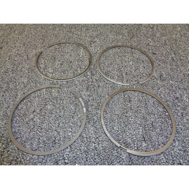 639565A6 (Use: 649226) Continental Piston Ring Set