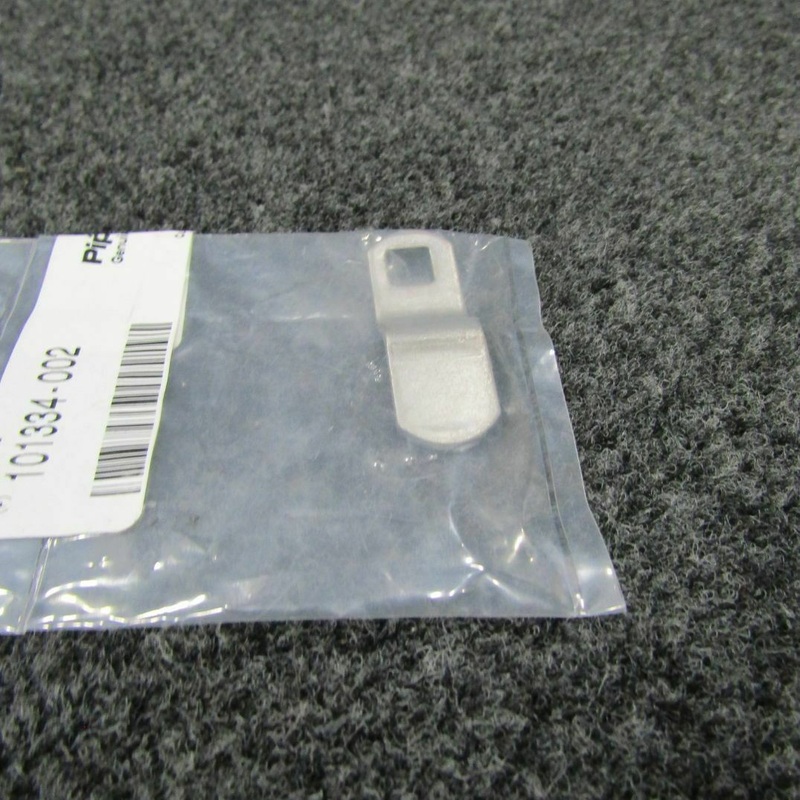 101334-002 Piper PA31T Door Lock Offset Cam (NEW OLD STOCK)